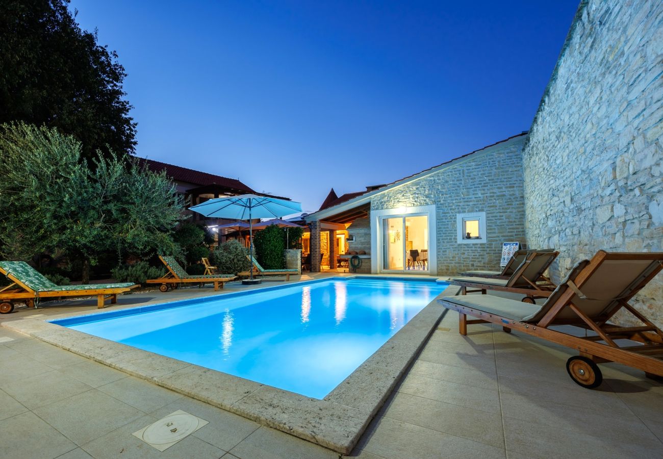 Casa a Smilcic - Authentic Villa Granar