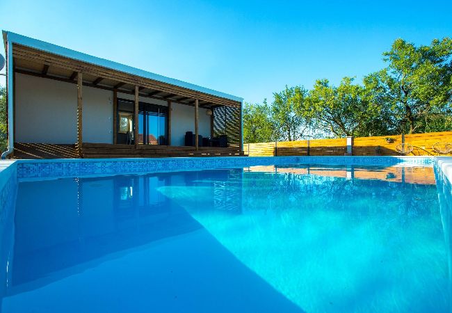 Dom w Donje Raštane - Holiday home Relax Dom w Donje Raštane - Holiday home Relax