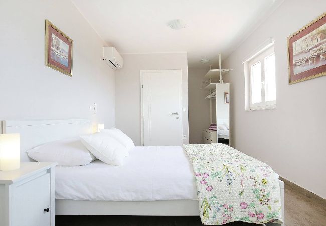 Dom w Maslenica - Sea view Villa Anpero Dom w Maslenica - Sea view Villa Anpero