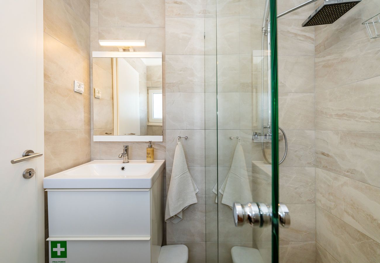 Dom w Maslenica - Sea view Villa Anpero