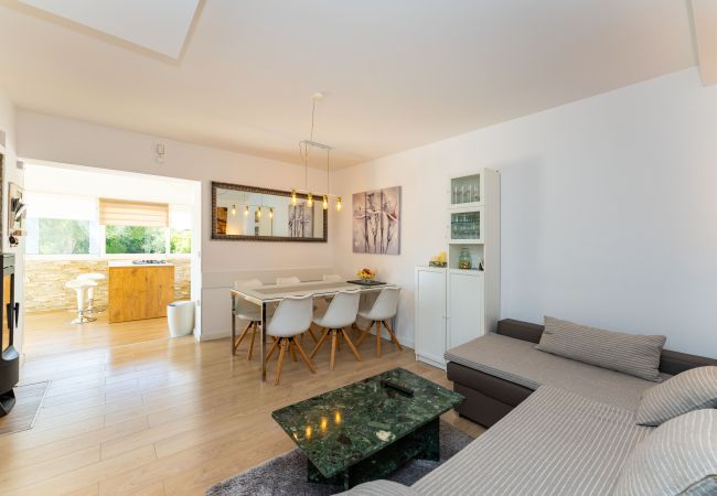 Dom w Zaton Obrovacki - Villa Sucic with private pool Dom w Zaton Obrovacki - Villa Sucic with private pool