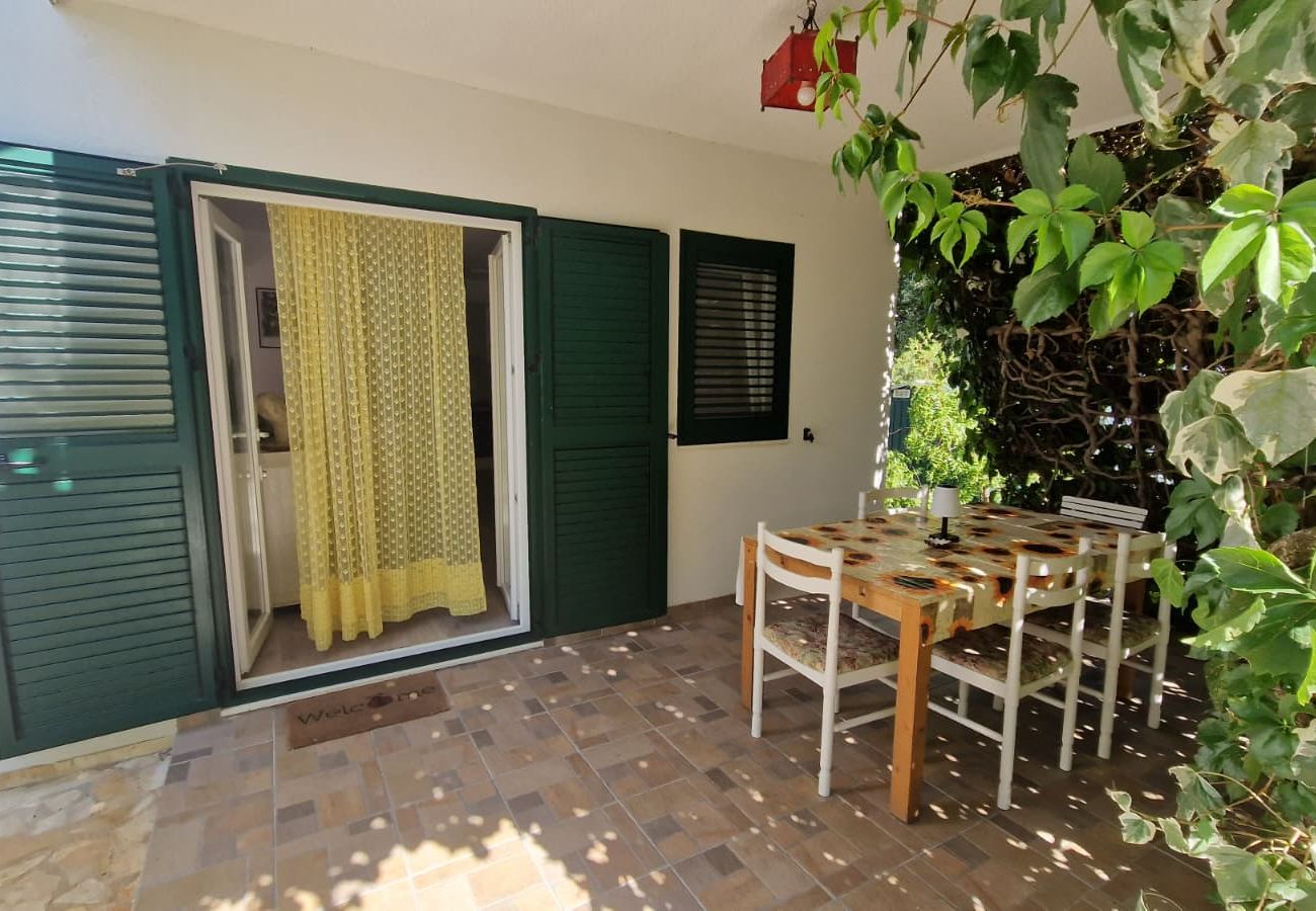Dom w Šibenik - Beach house Franka