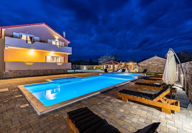 Dom w Benkovac - Luxury Villa Escape Dom w Benkovac - Luxury Villa Escape