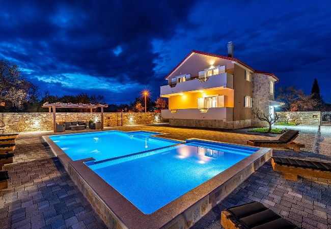 Dom w Benkovac - Luxury Villa Escape Dom w Benkovac - Luxury Villa Escape