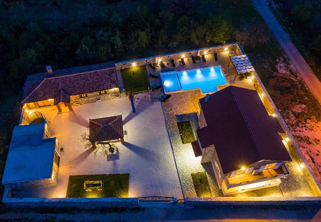Dom w Benkovac - Luxury Villa Escape Dom w Benkovac - Luxury Villa Escape