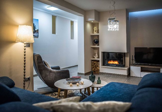 Dom w Debeljak - Villa Providenca with heated pool Dom w Debeljak - Villa Providenca with heated pool