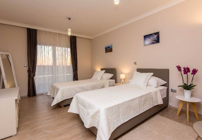 Dom w Debeljak - Villa Providenca with heated pool Dom w Debeljak - Villa Providenca with heated pool