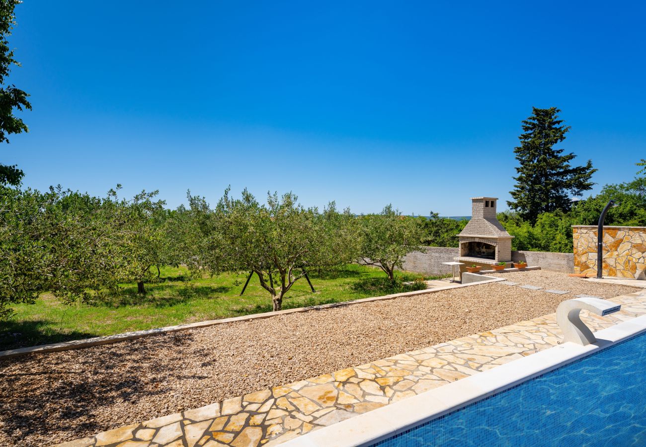 Dom w Tinj - Holiday home Maria