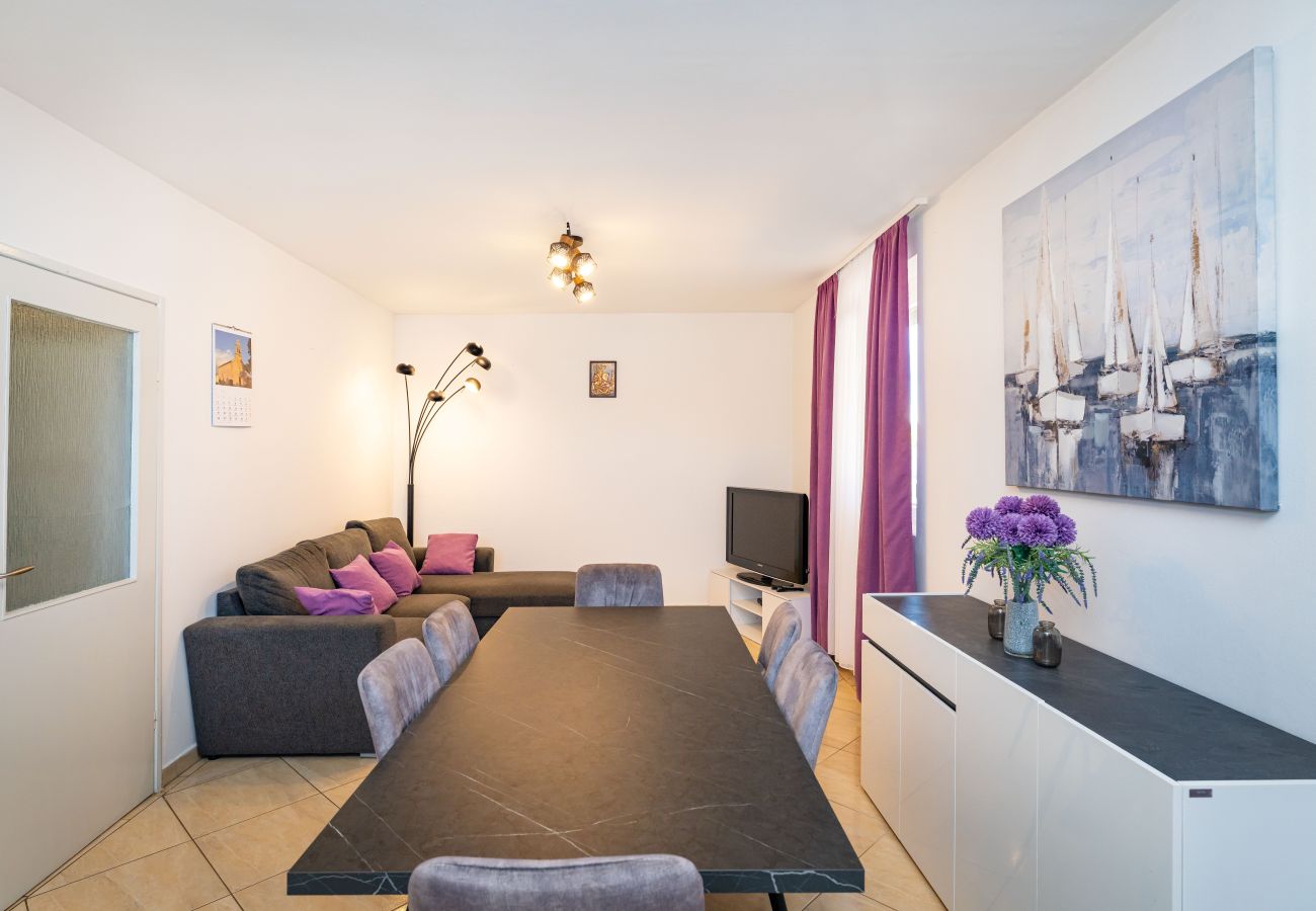 Dom w Tinj - Holiday home Maria