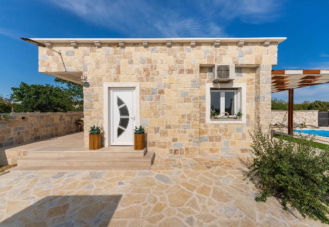 Dom w Šopot - Holiday home Katalea Dom w Šopot - Holiday home Katalea