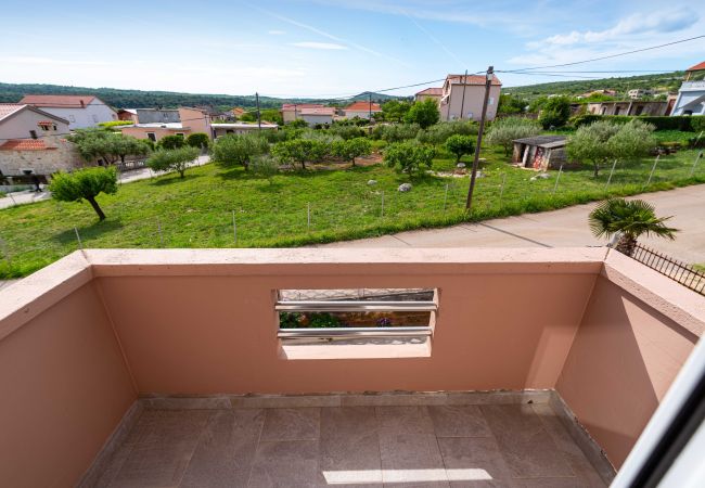 Apartament w Posedarje - Sea view apartment Nika Apartament w Posedarje - Sea view apartment Nika