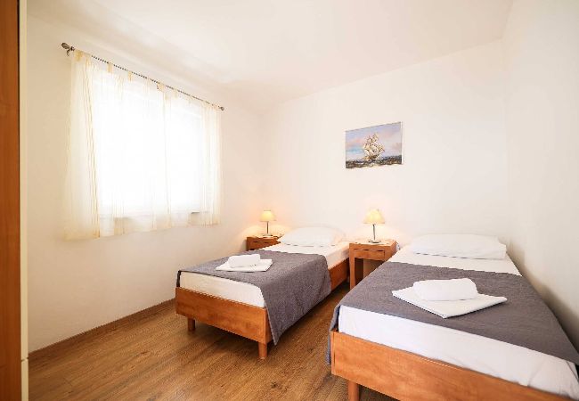 Dom w Maslenica - Holiday home Nekic Dom w Maslenica - Holiday home Nekic