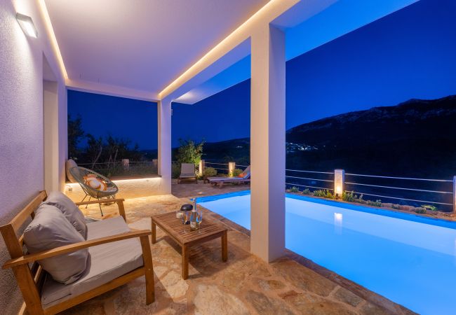 Dom w Svirce - Sea view Villa Amaria Dom w Svirce - Sea view Villa Amaria