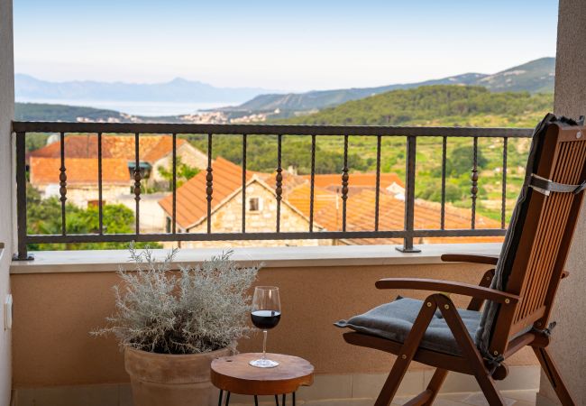 Dom w Svirce - Sea view Villa Amaria Dom w Svirce - Sea view Villa Amaria