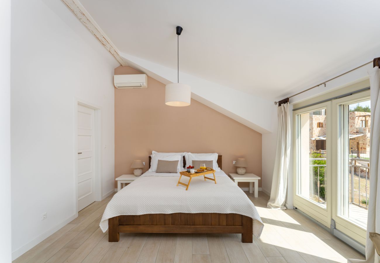 Dom w Svirce - Sea view Villa Amaria