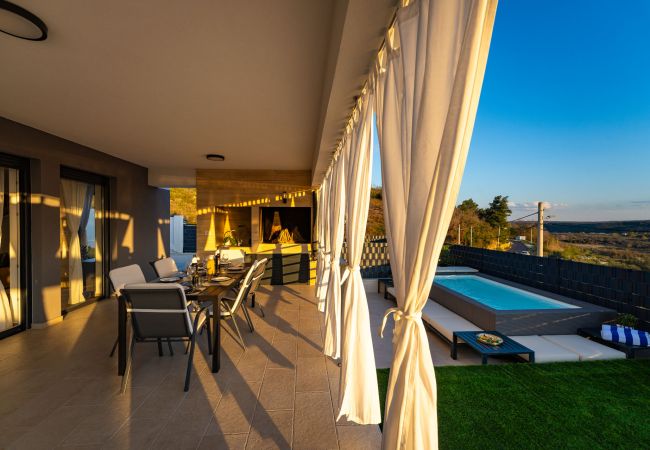 Dom w Podvršje - Sea view Villa Rica Dom w Podvršje - Sea view Villa Rica