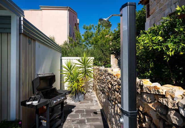 Dom w Pakoštane - Villa Amarilis Dom w Pakoštane - Villa Amarilis