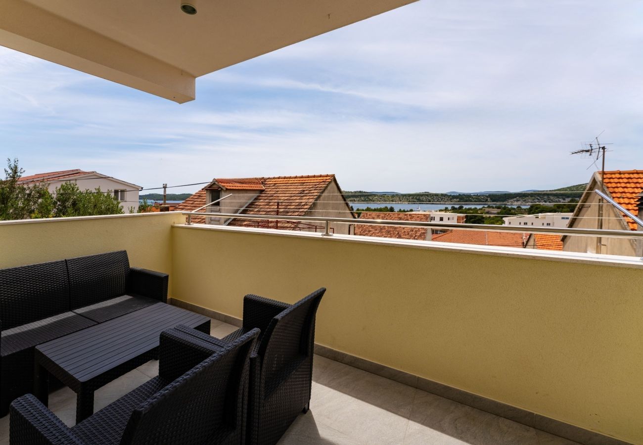 Apartament w Šibenik - Sea view apartment Klara