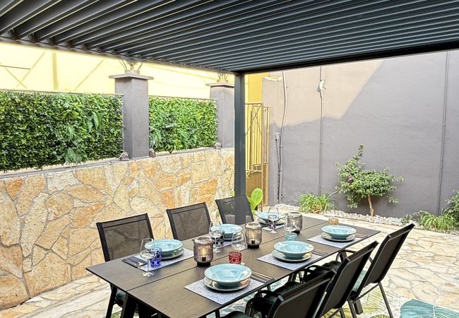 Dom w Kukljica - Holiday home Casa K A Dom w Kukljica - Holiday home Casa K A