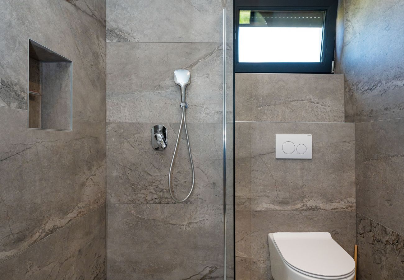 Apartament w Vrsi - Sea view apartment LaMag