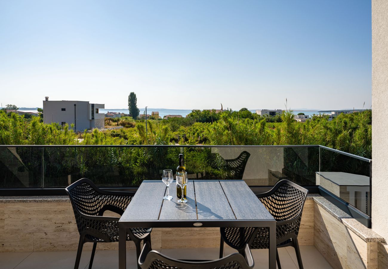 Apartament w Vrsi - Sea view apartment LaMag