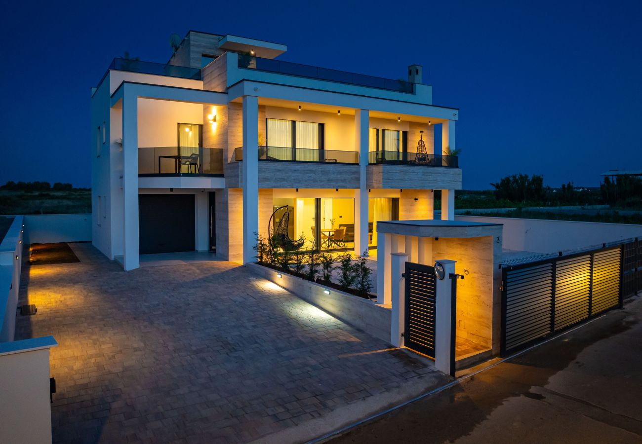 Apartament w Vrsi - Beach apartment LaMag
