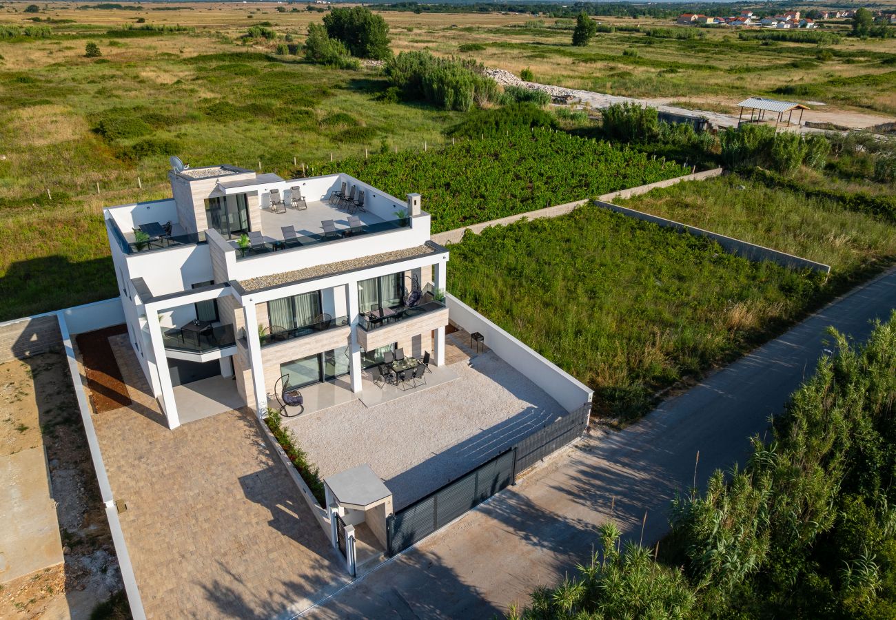 Apartament w Vrsi - Beach apartment LaMag