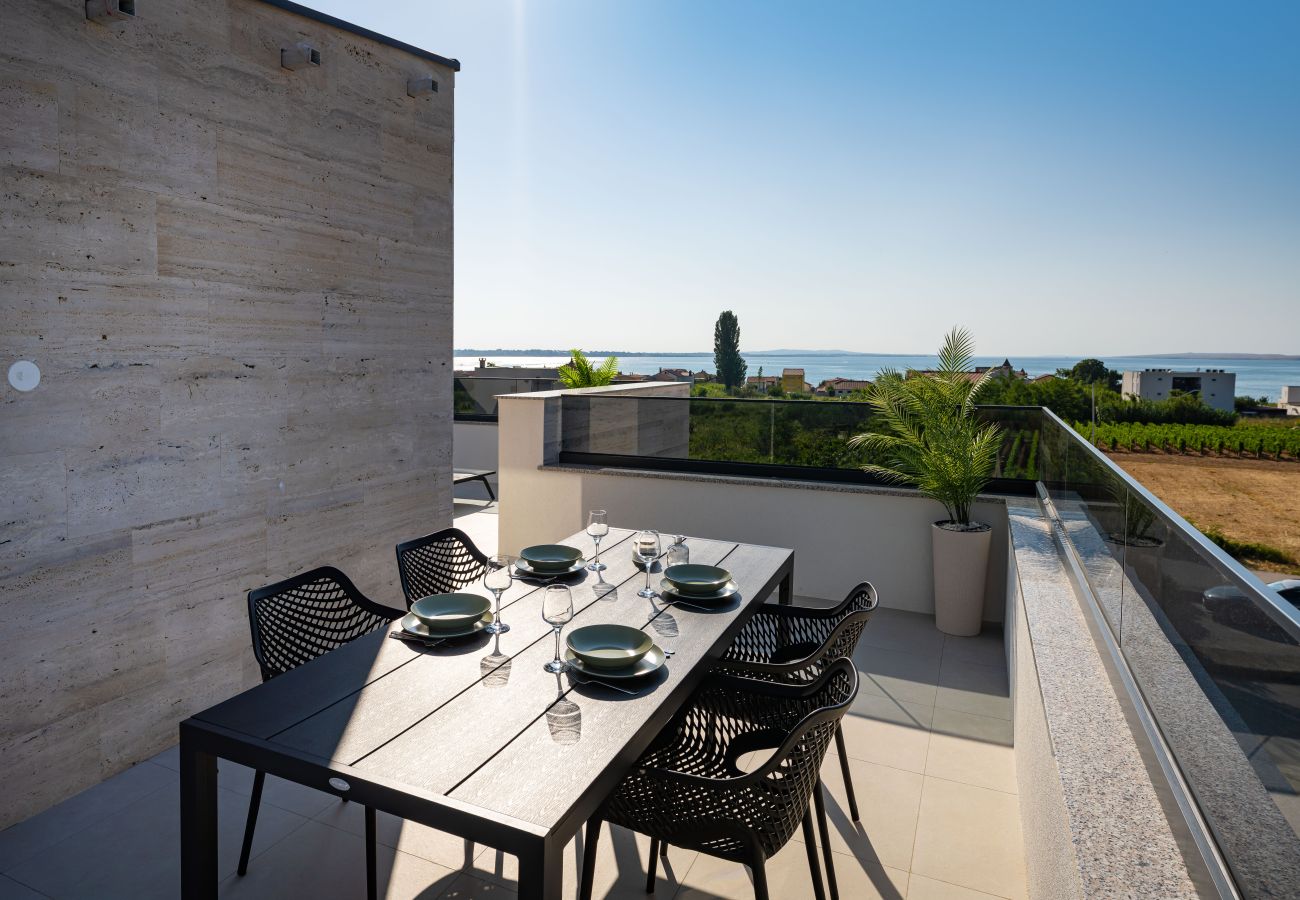 Apartament w Vrsi - Beach apartment LaMag