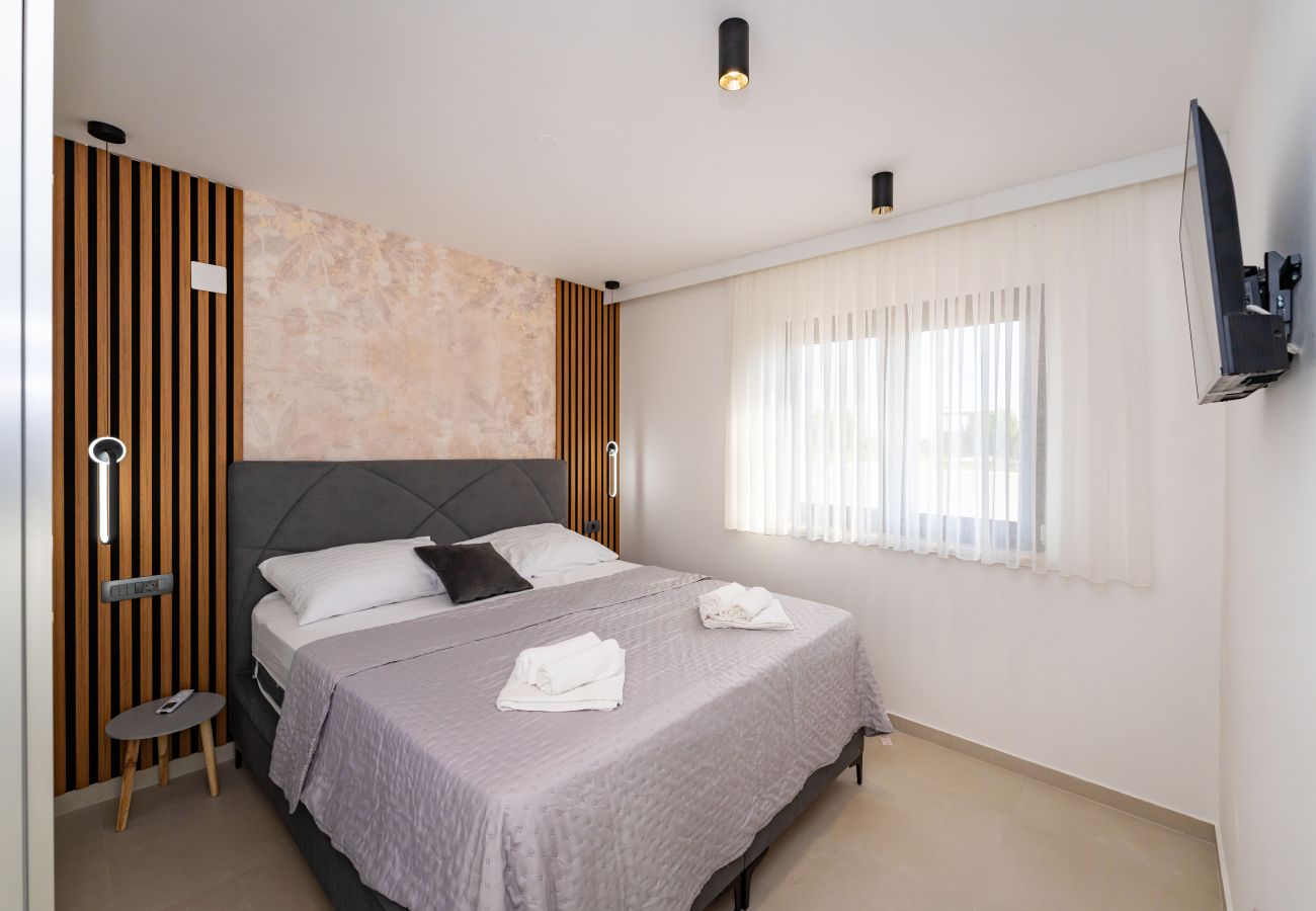 Apartament w Vrsi - Beach apartment LaMag
