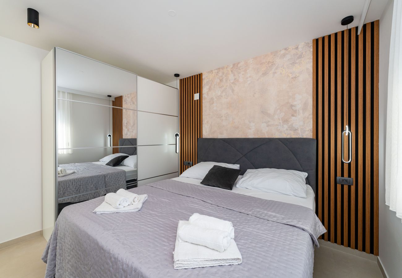 Apartament w Vrsi - Beach apartment LaMag