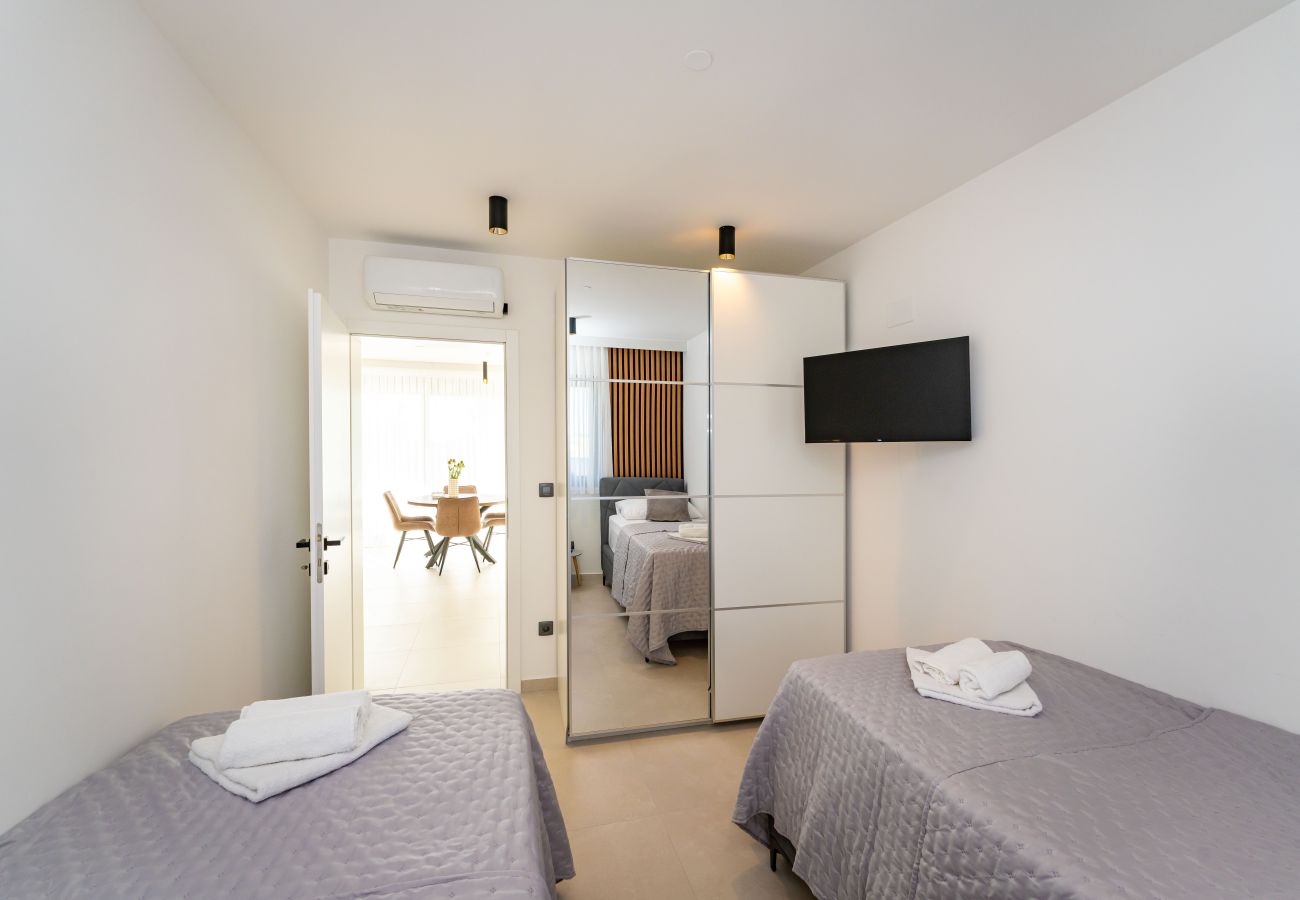 Apartament w Vrsi - Beach apartment LaMag