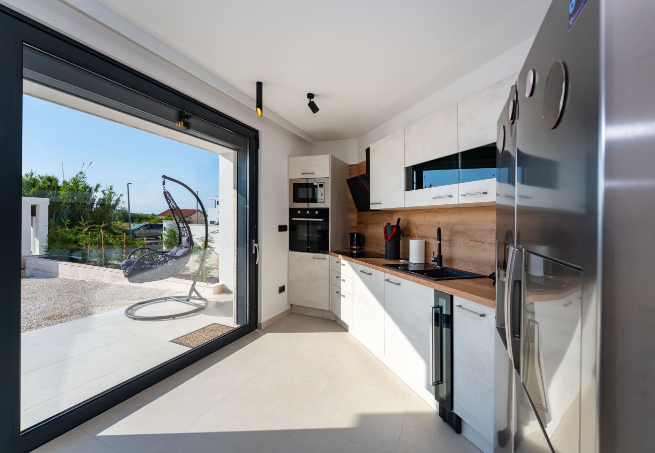 Apartament w Vrsi - Beach apartment LaMag