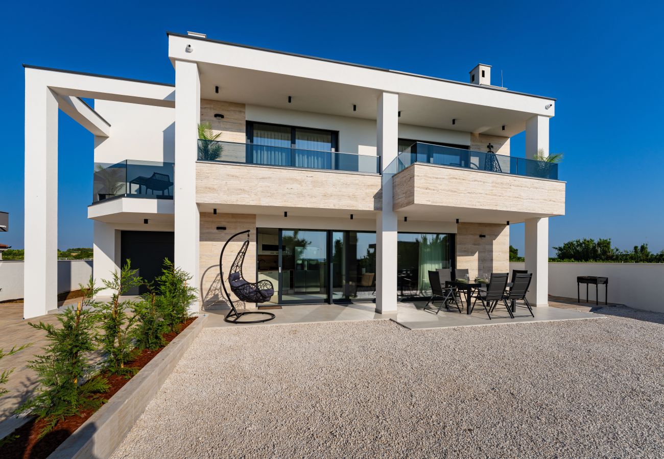 Apartament w Vrsi - Beach apartment LaMag