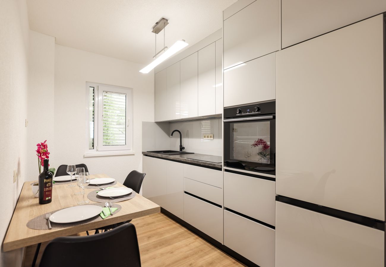 Apartament w Barotul - Garden view apartment Naledi