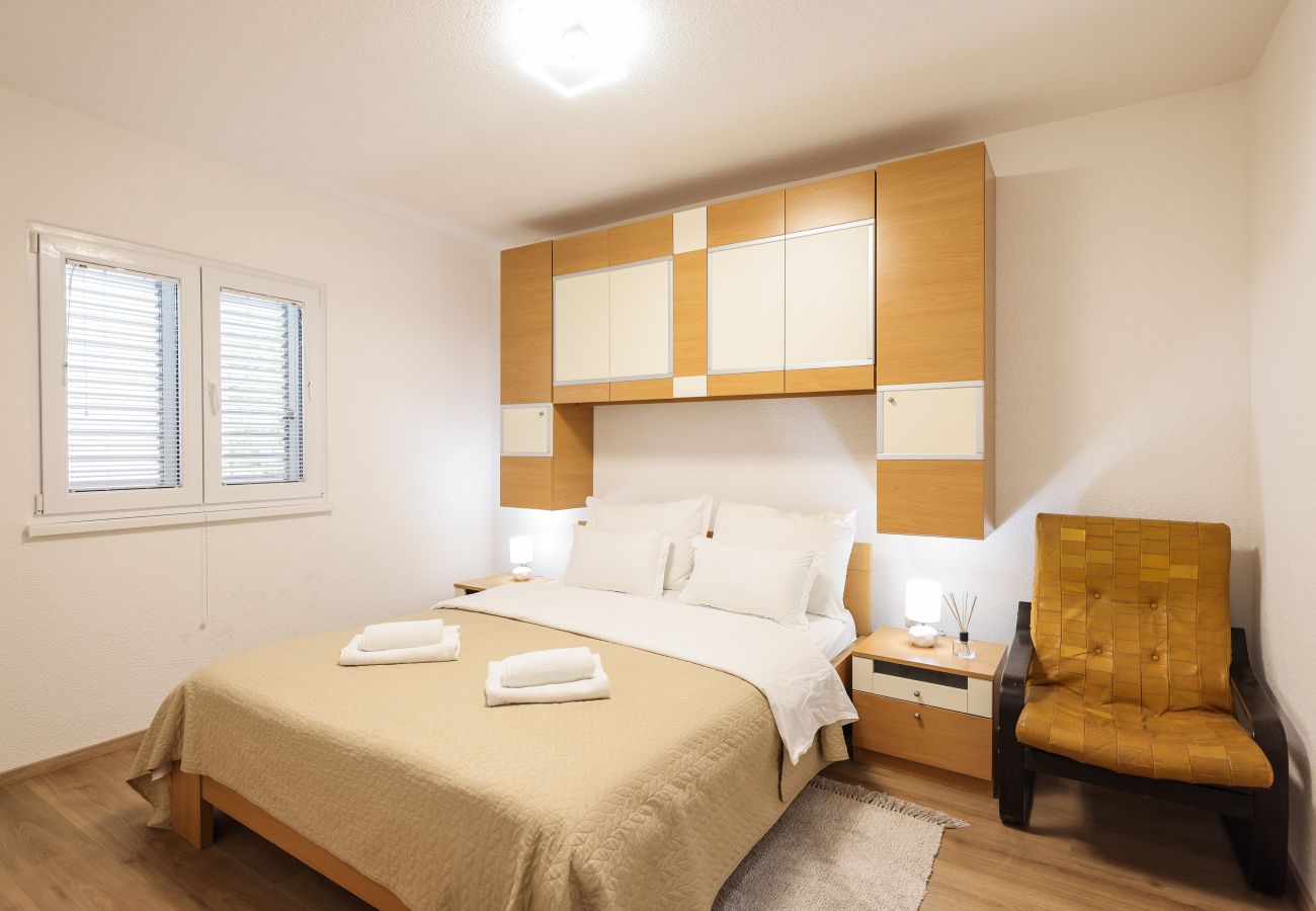 Apartament w Barotul - Garden view apartment Naledi