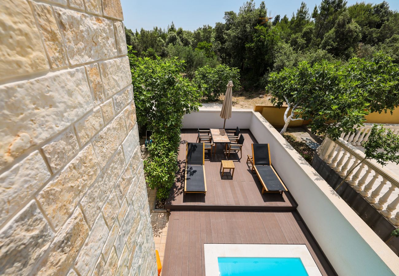 Apartament w Barotul - Pool view apartment Naledi