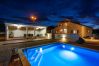 Dom w Skradin - Villa Marijana with private pool