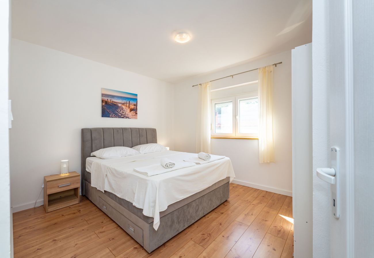 Dom w Raštevic - Holiday home Emily