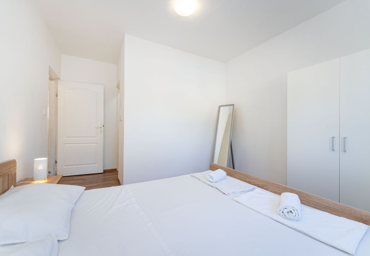 Dom w Raštevic - Holiday home Emily