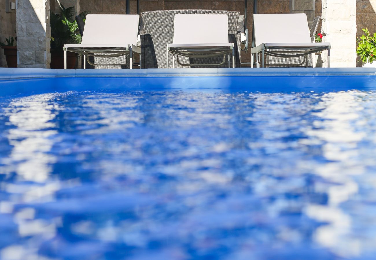 Apartament w Biograd na moru - Apartman DaDa 3 with shared pool