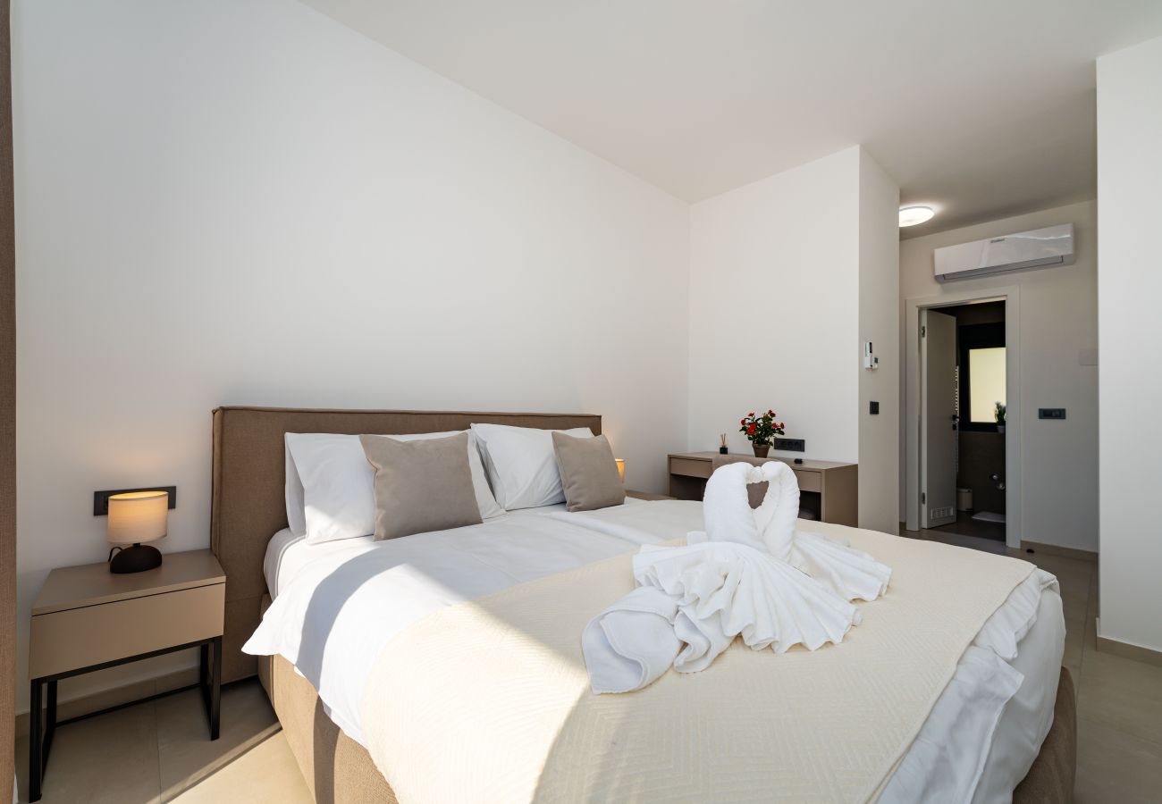 Apartament w Starigrad - Sea view Villa Senti