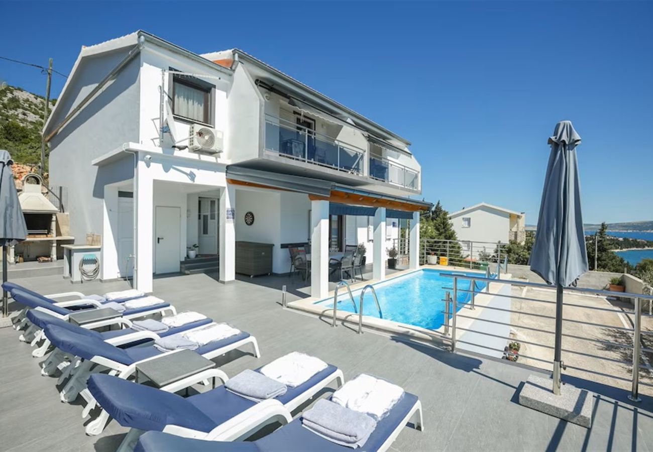 Apartament w Starigrad - Sea view Apartment Masha