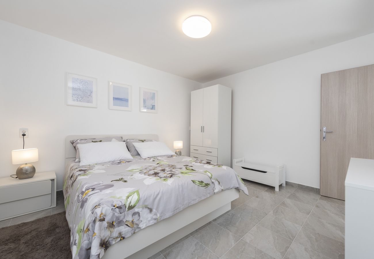 Dom w Maslenica - Beachfront villa Maslenica