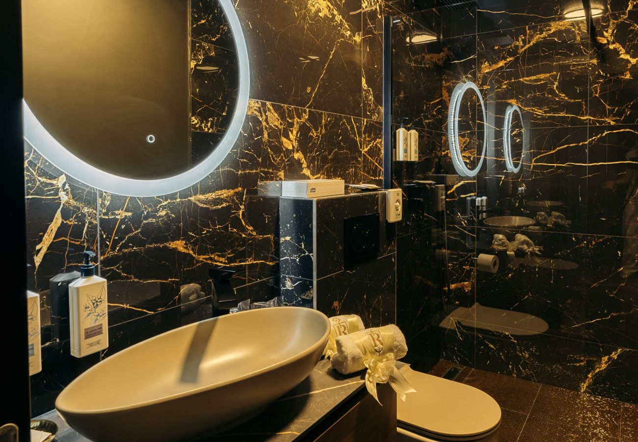 Dom w Sveti Filip i Jakov - Boutique Rooms Rogovo