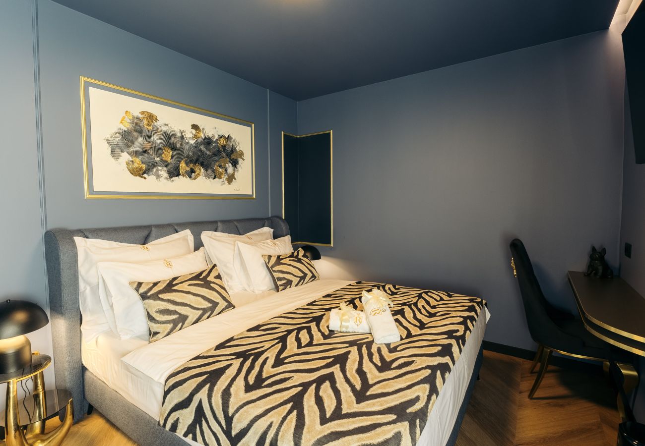 Dom w Sveti Filip i Jakov - Boutique Rooms Rogovo