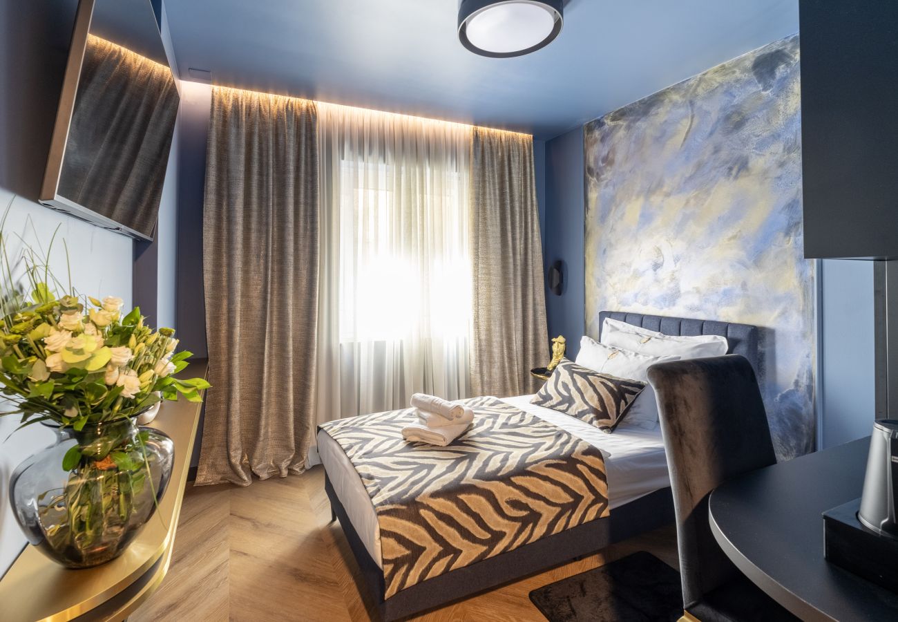 Dom w Sveti Filip i Jakov - Boutique Rooms Rogovo