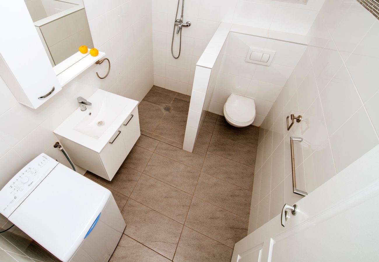 Dom w Privlaka - Holiday Home Barba Pere