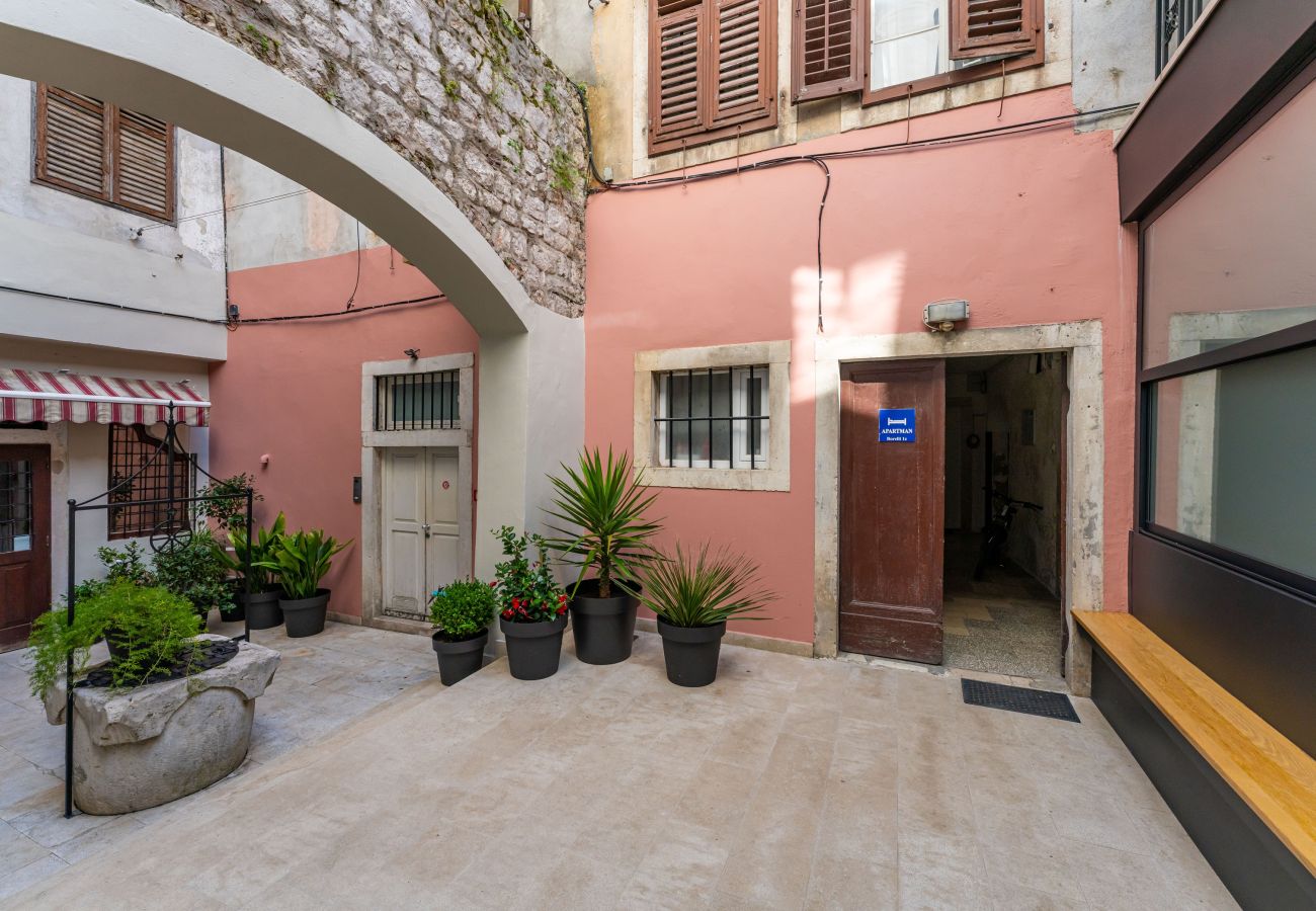 Apartament w Zadar - Luxury Apartment Domus Borelli