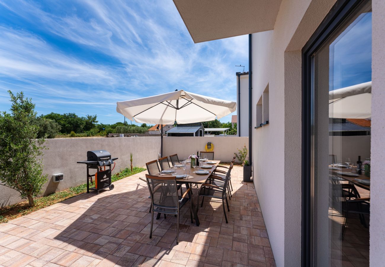 Dom w Biograd na moru - Villa Meli