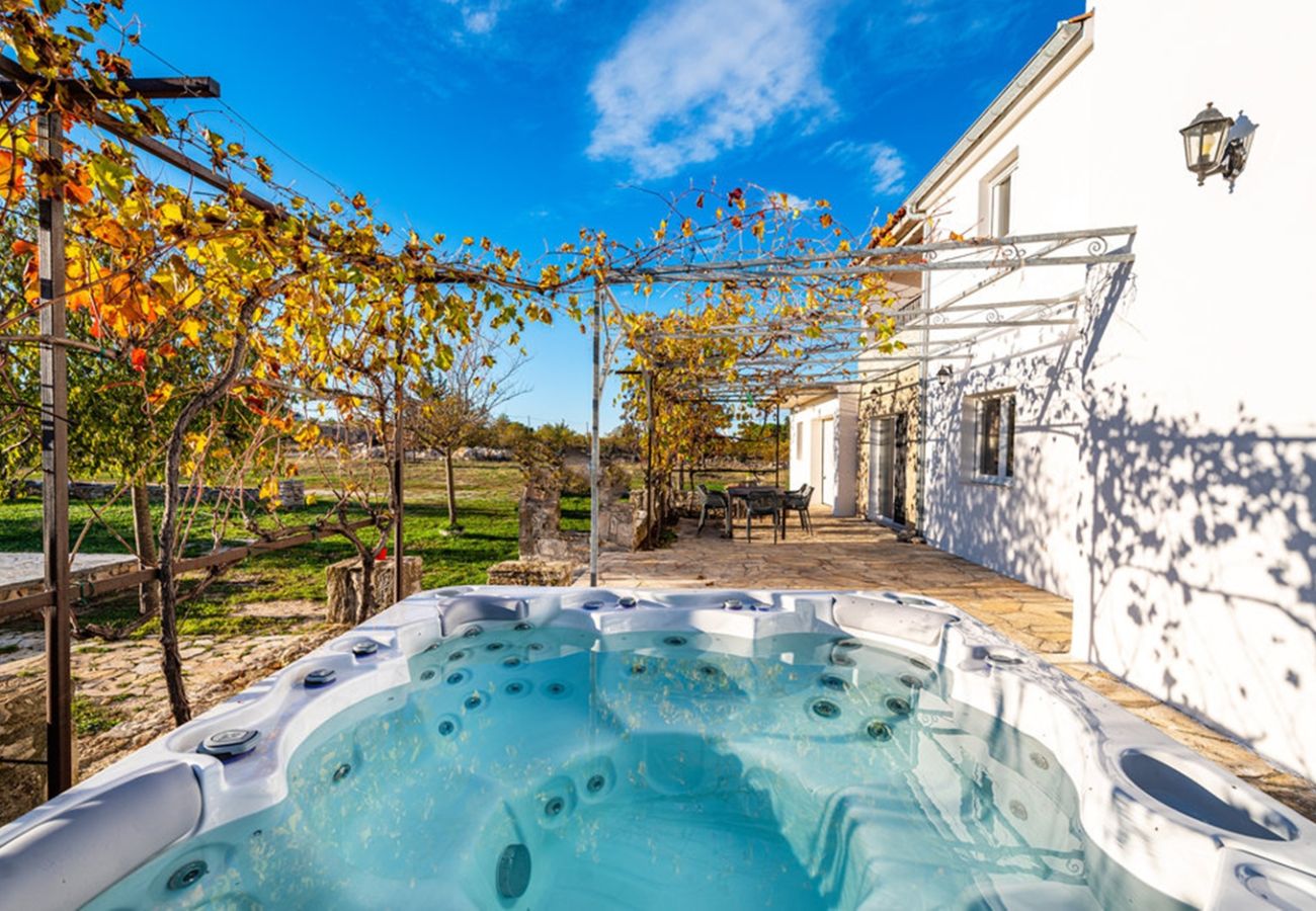 Dom w Donji Kašic - Holiday home Mandorla